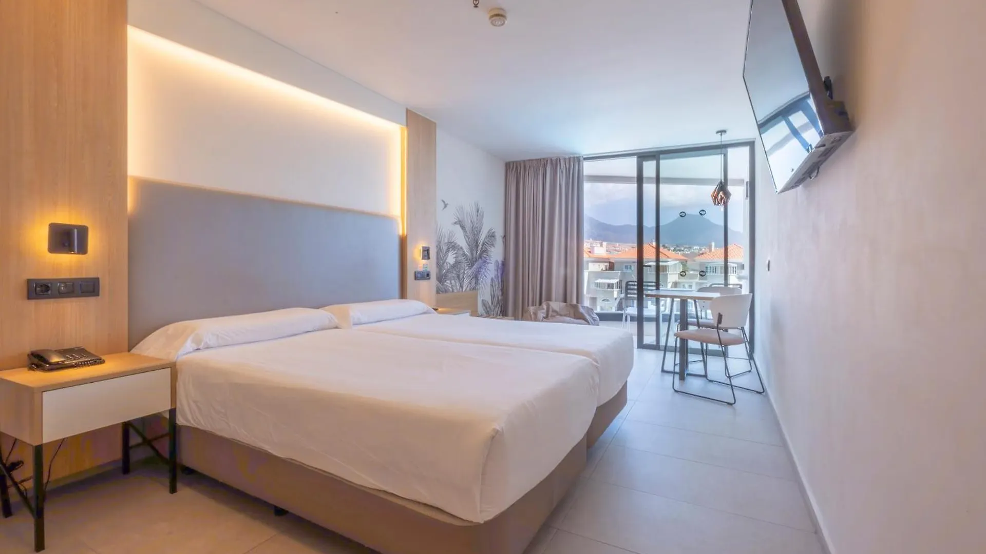 ****  Mynd Adeje Hotel Costa Adeje  Espanha